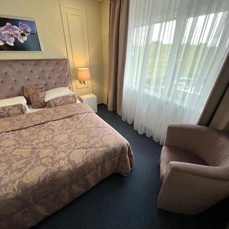 Astra Hotel Klaipeda Exterior photo